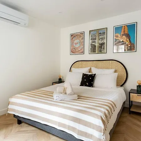 Sophiestay - Contemporary Apt- King Size Bed Apartmán