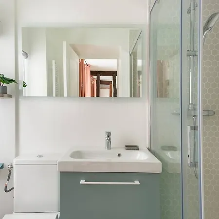 Sophiestay - Contemporary Apt- King Size Bed * Paris